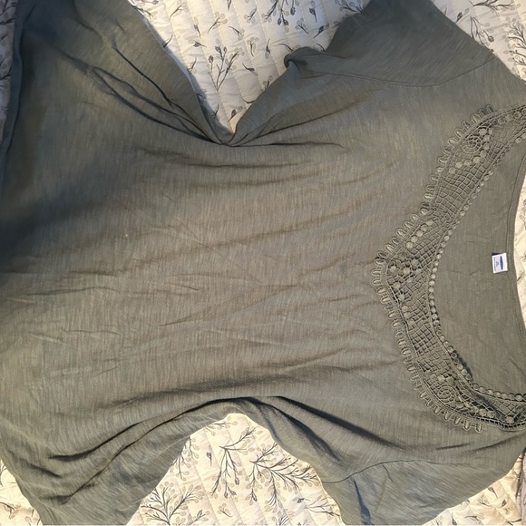 Old Navy Tops - Old Navy Olive Short Sleeve Top